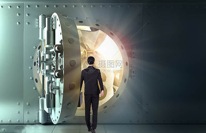 零百加速5.7秒，试驾广汽传祺影豹R